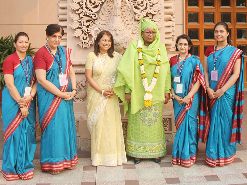 Tanzania’s President Jakaya Mrisho Kikwete Visits Swaminarayan Akshardham, New Delhi, India